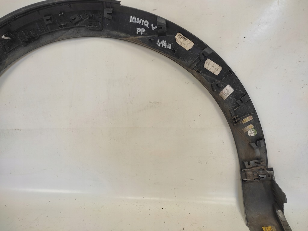 фото №8, Hyundai ioniq 5 v молдинг крила права передня перед 2021-