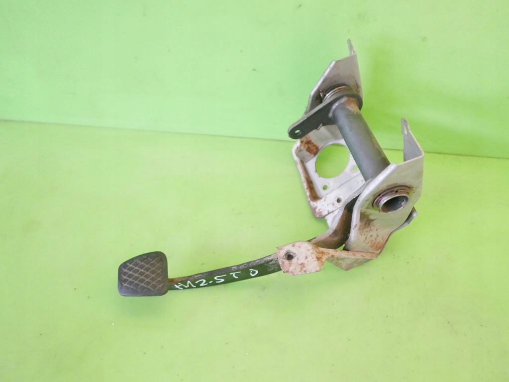 фото №4, Педаль тормоза hyundai h1 i 2.5 td 00-02