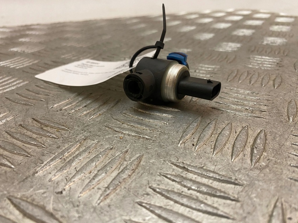 фото №6, Volvo xc90 2016 датчик тиску пального 31432653