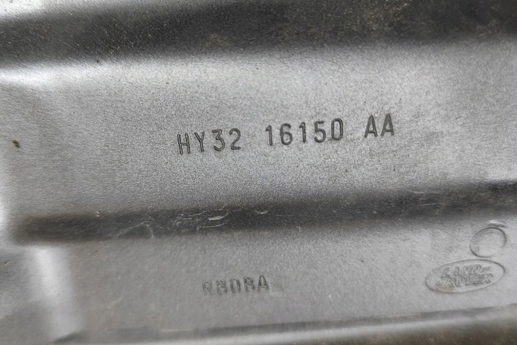 фото №6, Land rover discovery v l462 кронштейн крыла передний правого hy32-16150-a