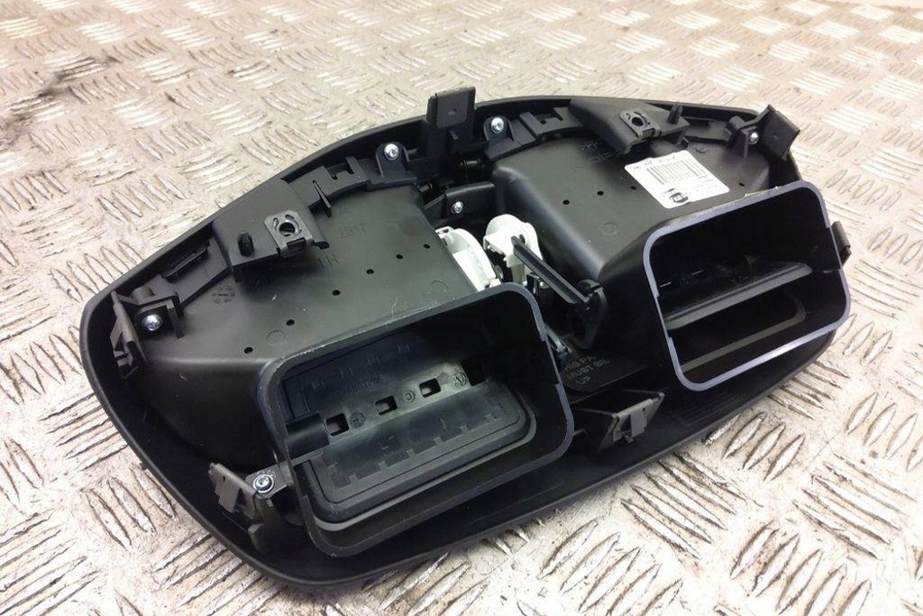 фото №8, Впуск повітря консолі jeep renegade off-road bu 07355999620 1.37l