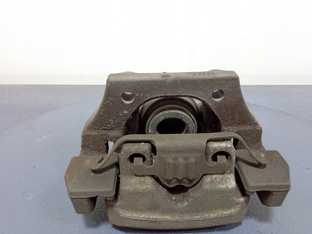 фото №5, Bmw x5 f15 суппорт тормозной задняя правый 44/20