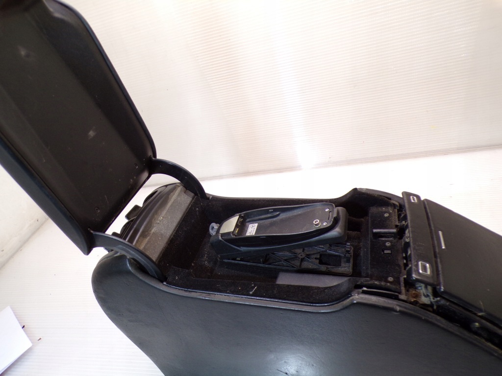 Підлокітник тунель mercedes w215 cl рестайлінг  чорний amg Доставка