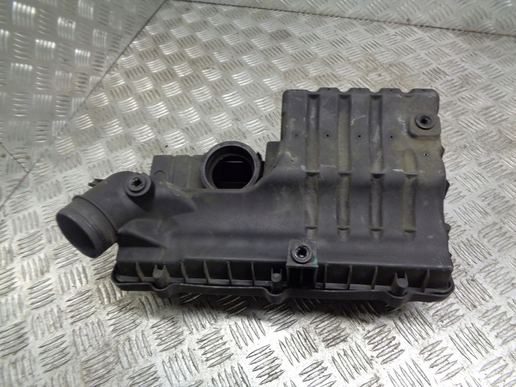 фото №1, Seat оригинальный номер 036129611cd корпус фильтра воздуха