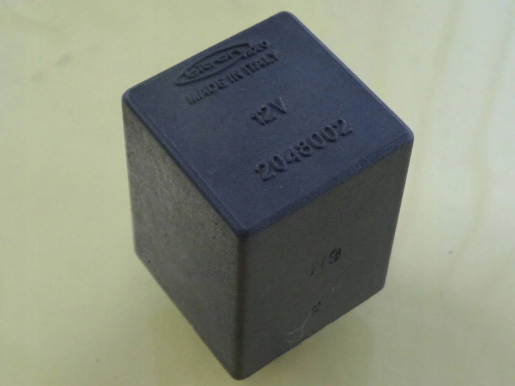 Купить Реле renault safrane 2048002 nr1524