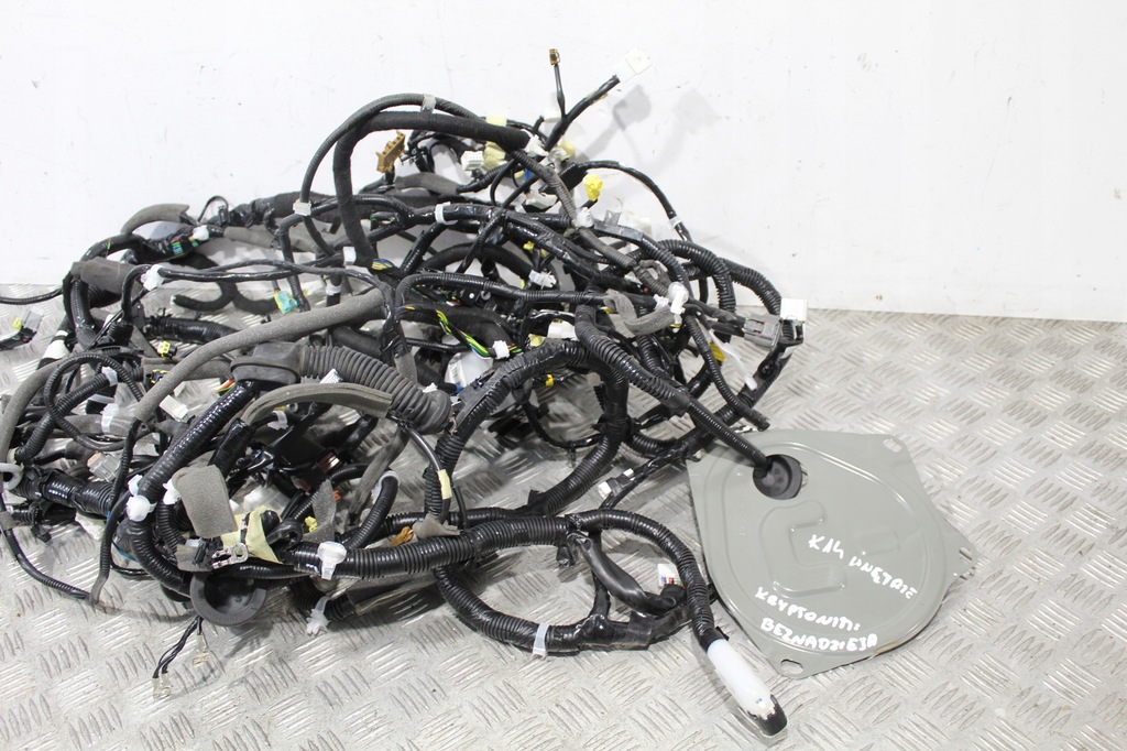 фото №3, Джгут електрична салону micra v 5 k14