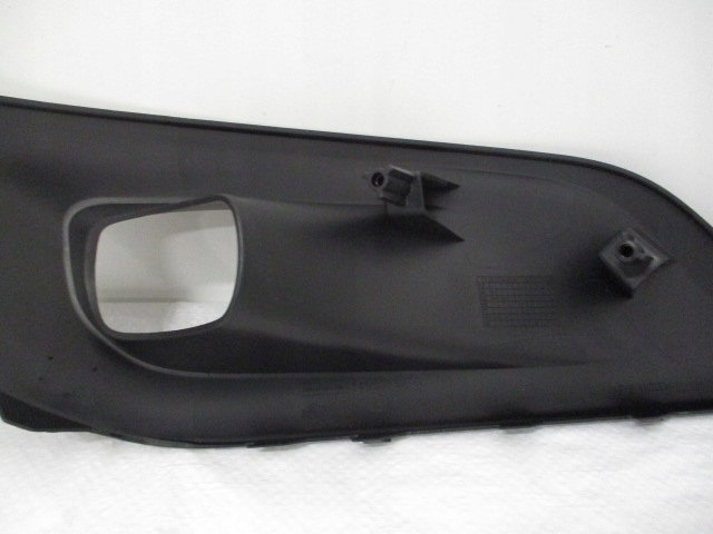 Peugeot 508 рестайлинг  решётка противотуманной фары левая правая комплект Доставка