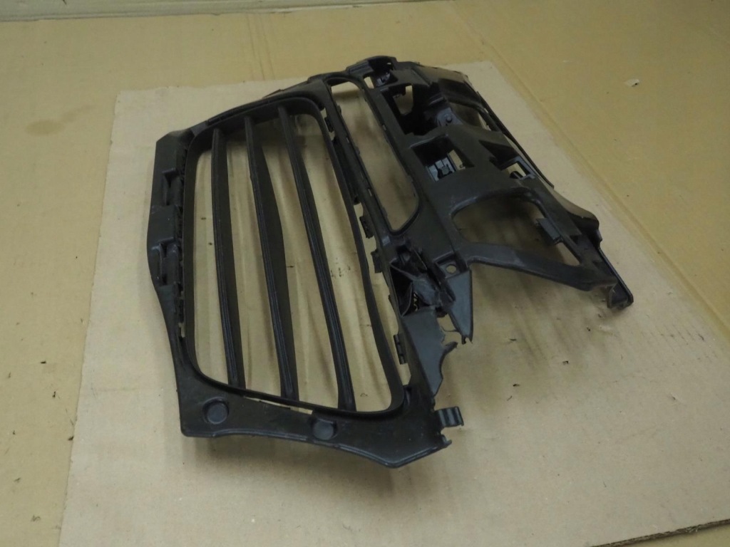 Porsche cayman boxster 982 718 решётка бампера правый  перед 982807684 Киев