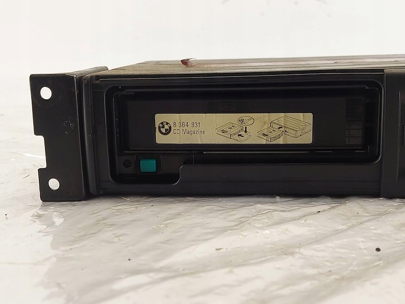 фото №12, Чейнджер дисков cd bmw 65.12- 8361584 8364931 6xcd