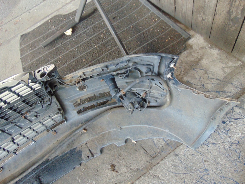 Бампер перед передний audi a4 b7 ly9b ксенон омыватель pdc датчики решётка радиатора kpl Киев