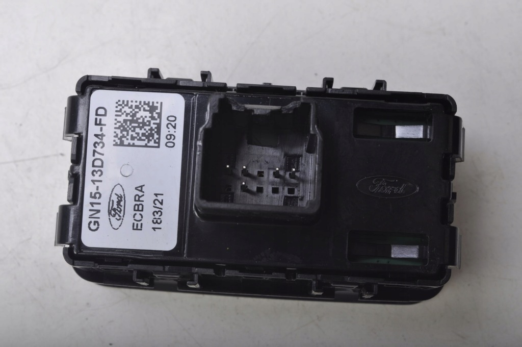 фото №3, Ford ecosport панель переключатель tcs gn15-13d734-fd