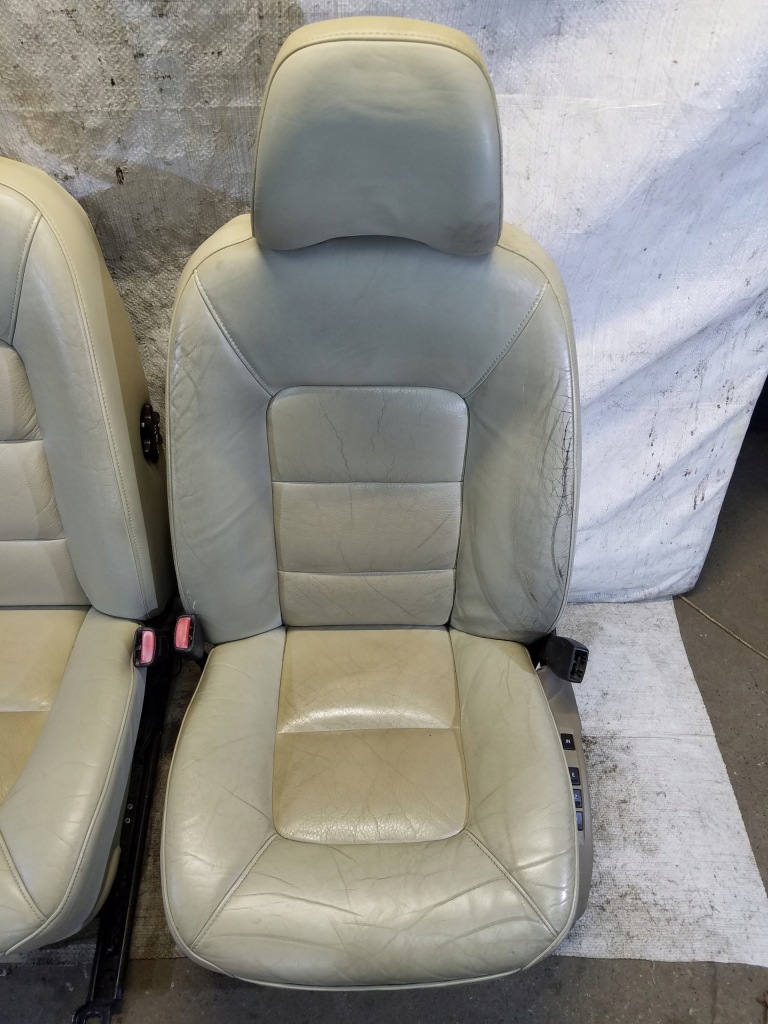 Сиденья заднее сиденье кожа volvo s80 2 с подогревом Киев