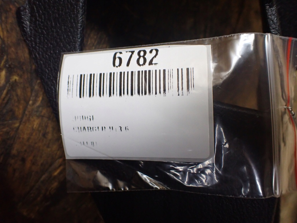 фото №12, Правый порог дверной молдинг dodge charger ii gen vi 2014 3.6 1kl40dx9af 6782