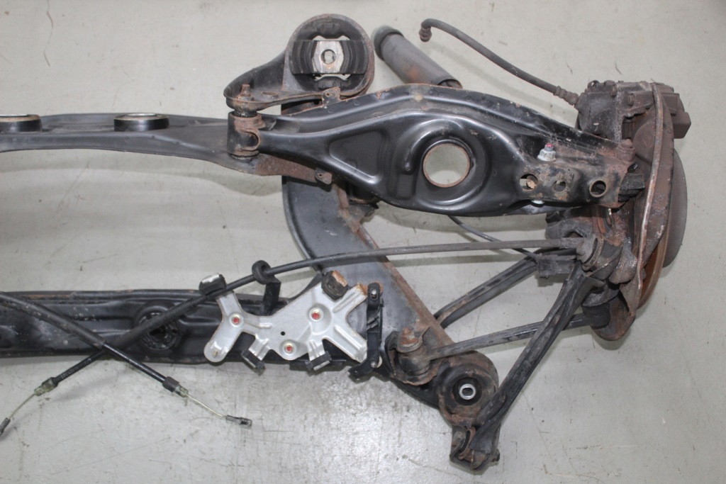 фото №15, Mercedes slk r170 w170 подрамник задний подрамник подрамник подвеска задняя