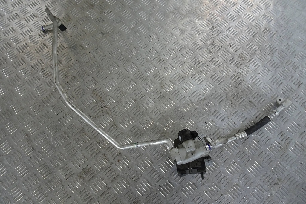 фото №1, Nissan leaf ii шланг кондиционера wąż 2017-