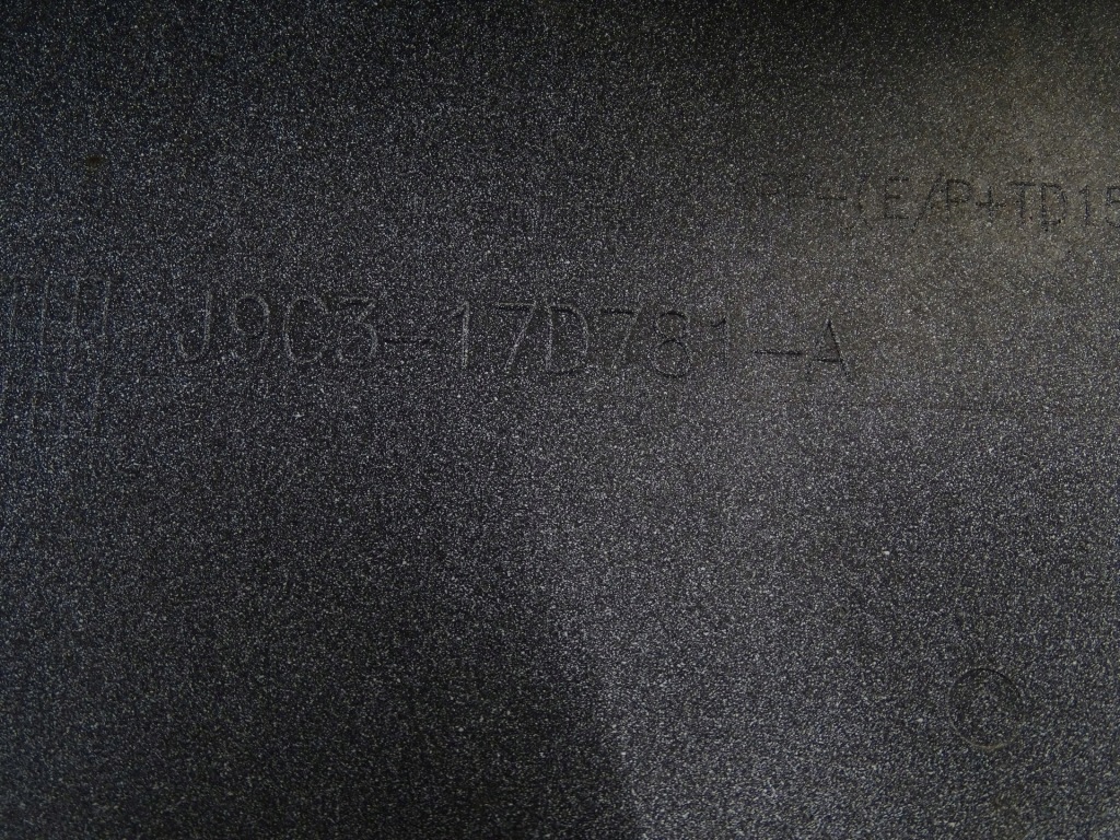 фото №12, Бампер задняя задний диффузор jaguar e-pace x540 j9c3-17k835-a