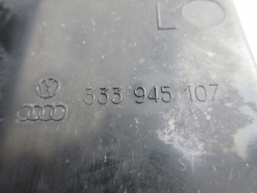 фото №7, Лампа задня ліва правий кришки vw passat b3 333945108