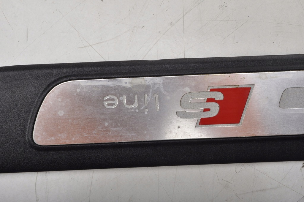 фото №7, Audi a4 b8 накладки пороговые перед s-line 8k0853373