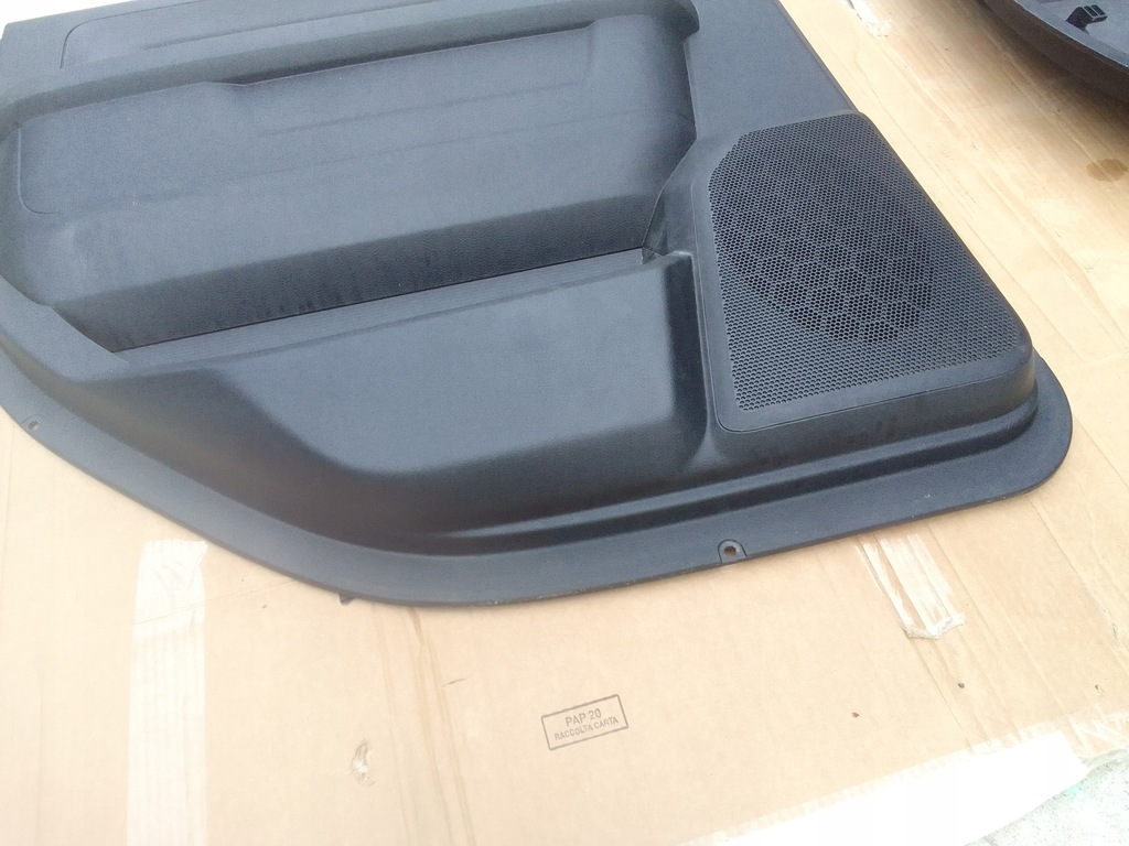 фото №10, Dodge ram 1500 iv 09- обшивка двері лівий правий задня crew cab usa