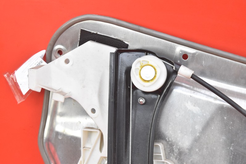 фото №10, Подъемник стекло правый перед mercedes s-klasa w221