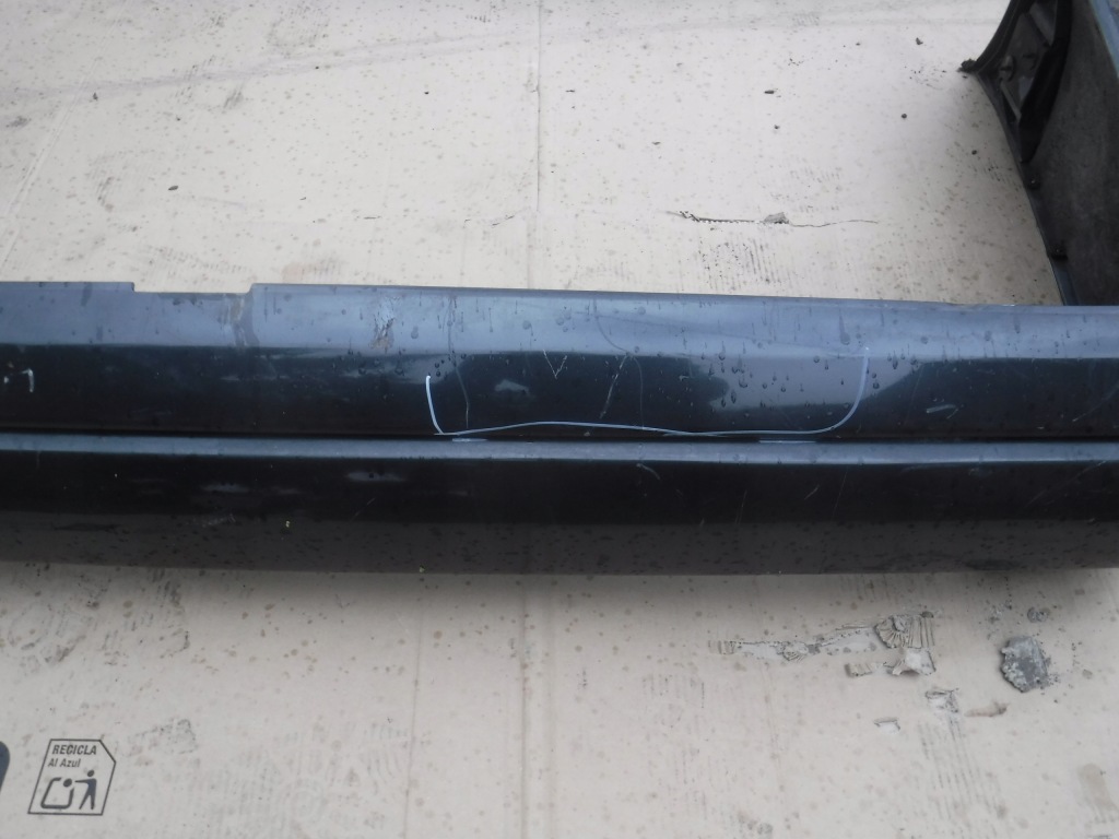 Бампер задні mercedes w124 універсал Зі Шроту