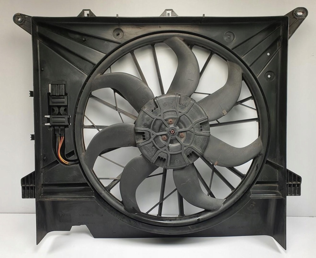 Вентилятор радиатора volvo xc90 2.5 t 30645719 в Украине