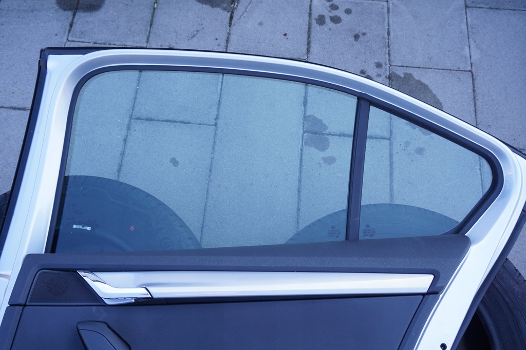 фото №12, Двері задні праве skoda octavia iii sedan liftback