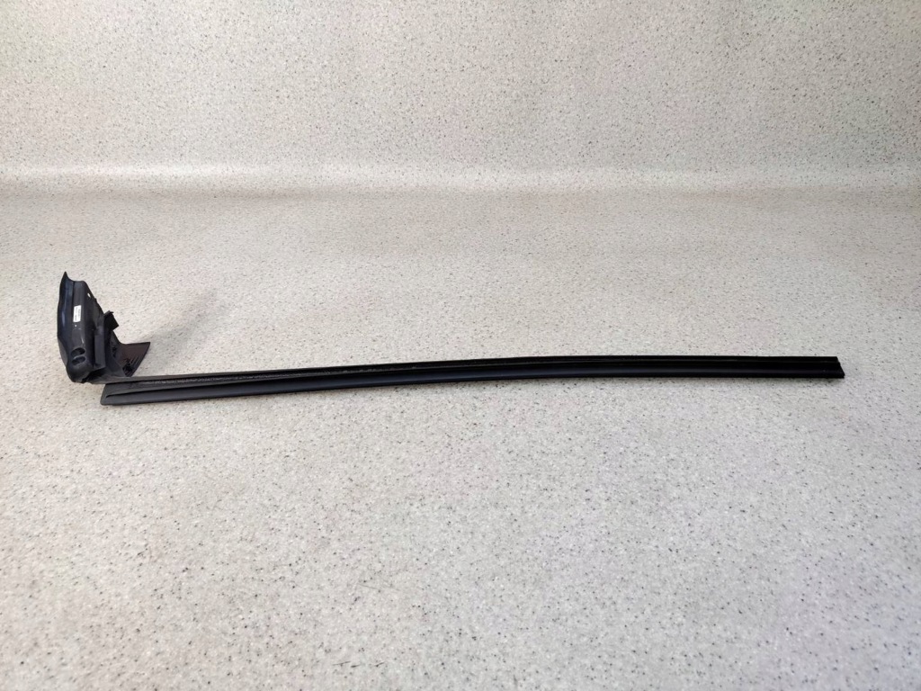 Купить Прокладка молдинг стекло левая перед mercedes slk w172 r172 - a1727200324