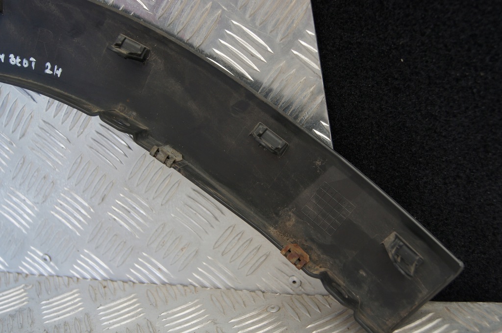 фото №5, Toyota highlander iii usa молдинг крила права задня 75873-0e020