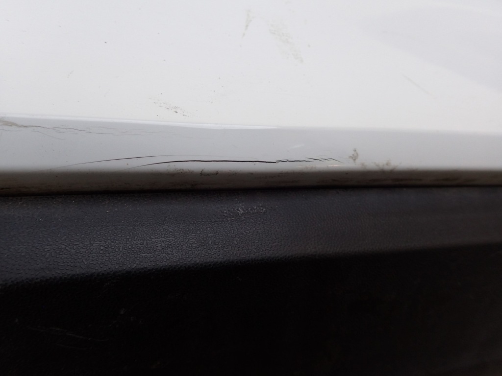 Бампер задні задній vw volkswagen up 1s6 рестайлінг  2016- Ціна