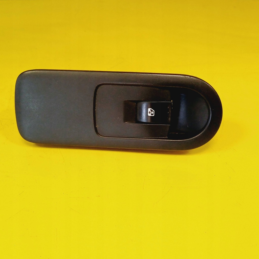 фото №1, Перемикач панель вікон правий перед renault scenic grand ii 156013740 nr153