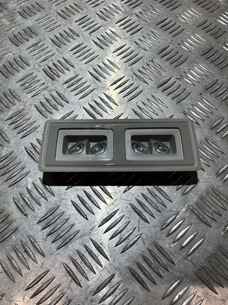 фото №1, Лампа потолочный задняя vw golf viii 19- 5h0947290d