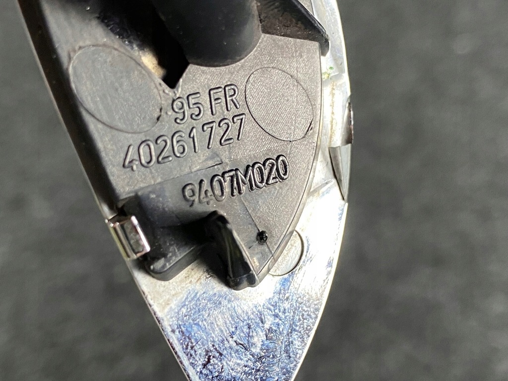 фото №3, Mini cooper r50 заглушка розпилювача лампи права