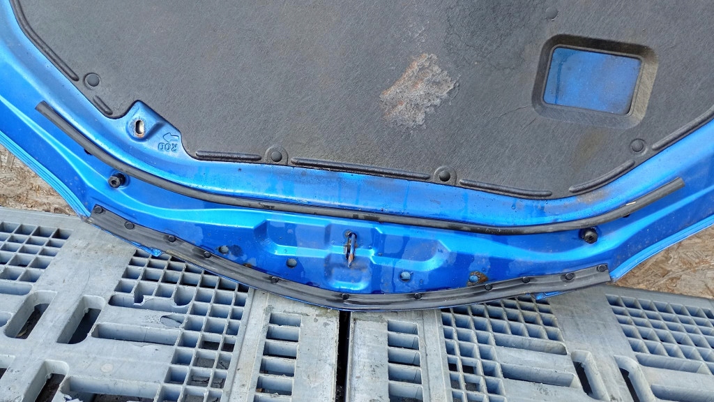 Капот перед передняя mazda 3 bk седан с Разборки