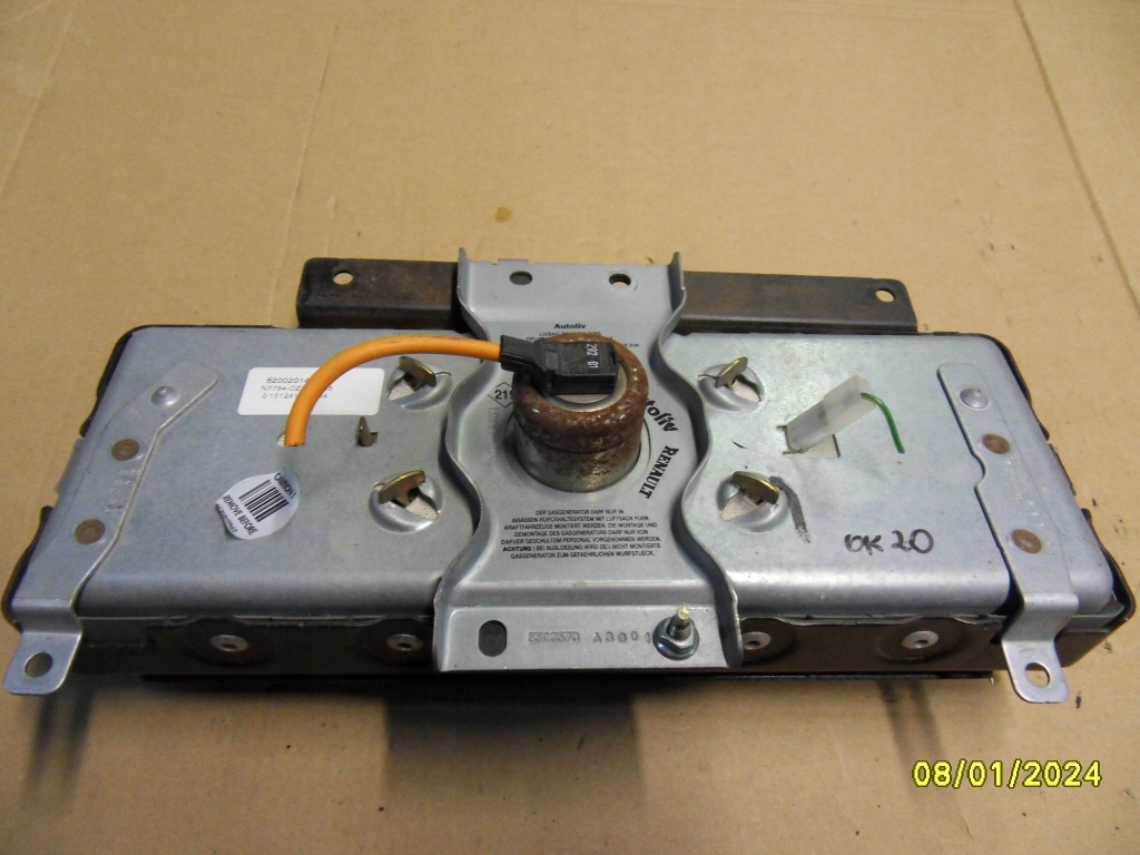 Подушка подушка безопасности пассажира renault scenic 1 рестайлинг  8200201495 Недорого