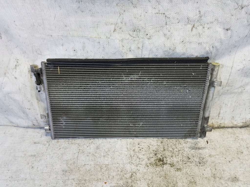 фото №1, Радіатор кондиціонера renault megane iii 1.4 tce 921100001r