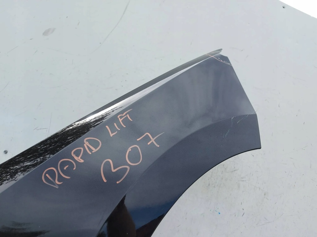 фото №9, Skoda rapid seat toledo 5jj lift 15- правий крила передній перед