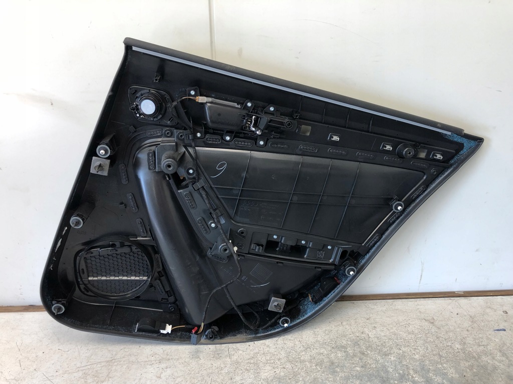 фото №5, Обшивка двері лівий задня audi a4 b8 8k0867305