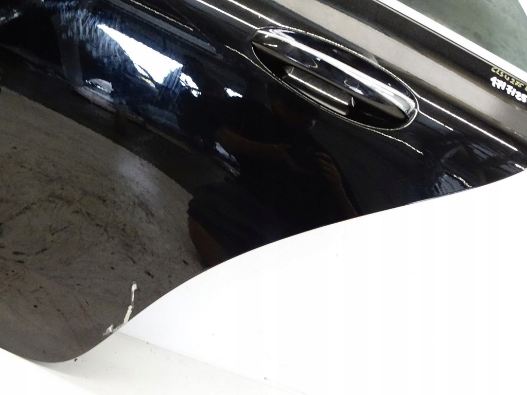 Дверь задний  левая задние 197 mercedes cls w257 Недорого