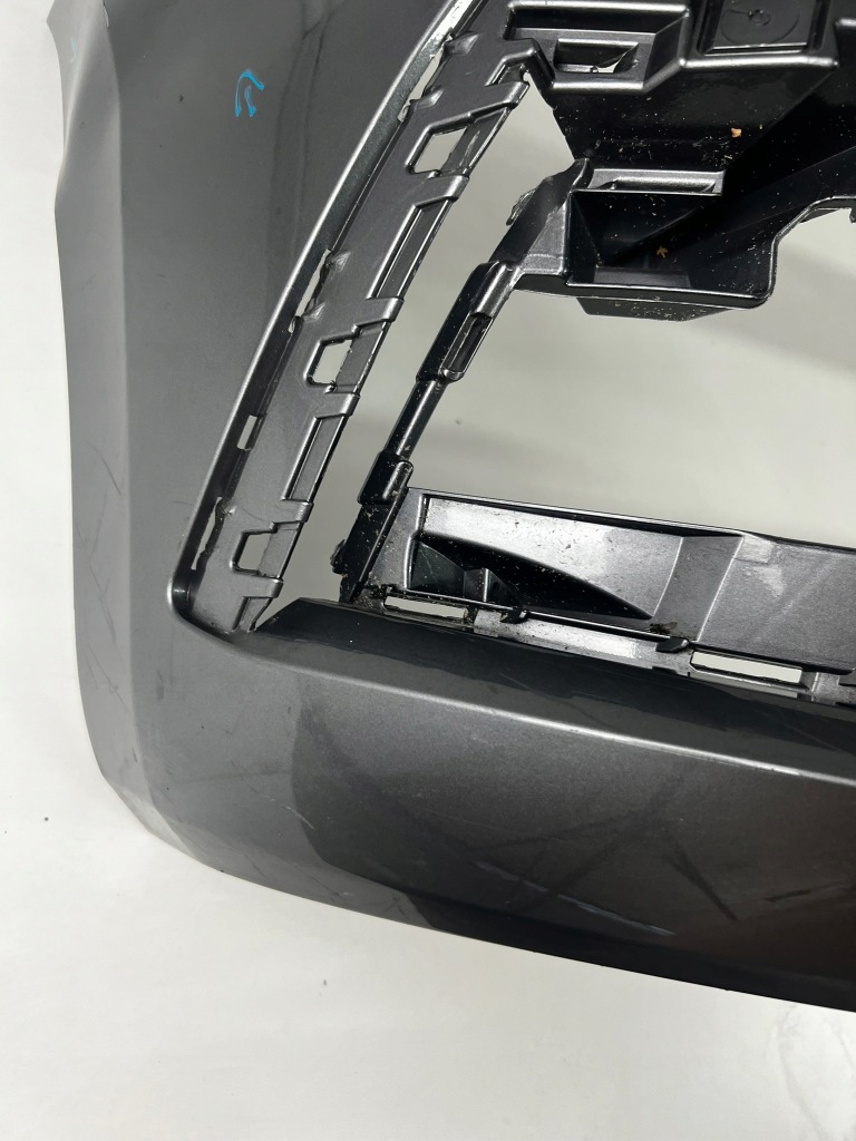 Skoda octavia iv 4 2019 - бампер передок  pdc 5e3807221 Цена