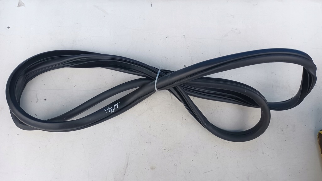 фото №1, Hyundai ix35 прокладка двері правий задня