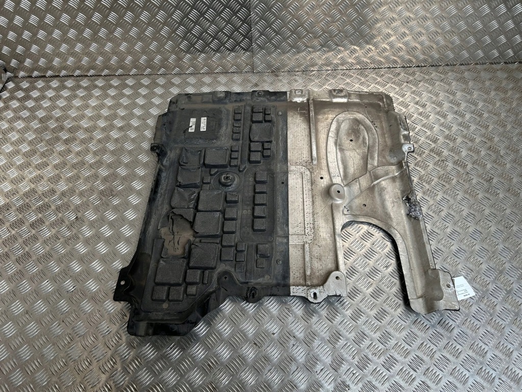 фото №7, Mercedes-benz glc x253 c253 2018 защита средняя подвеска a2535200800