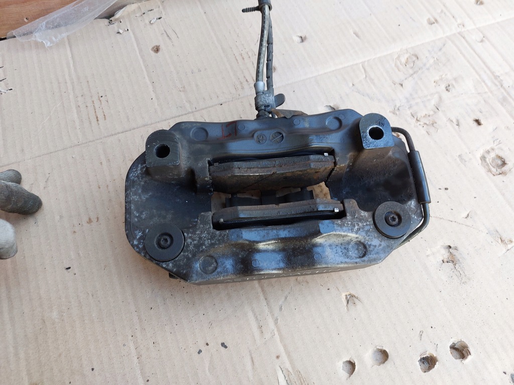 фото №10, Суппорт тормозной задняя левый правый aston martin vantage 4.7 v8 17r