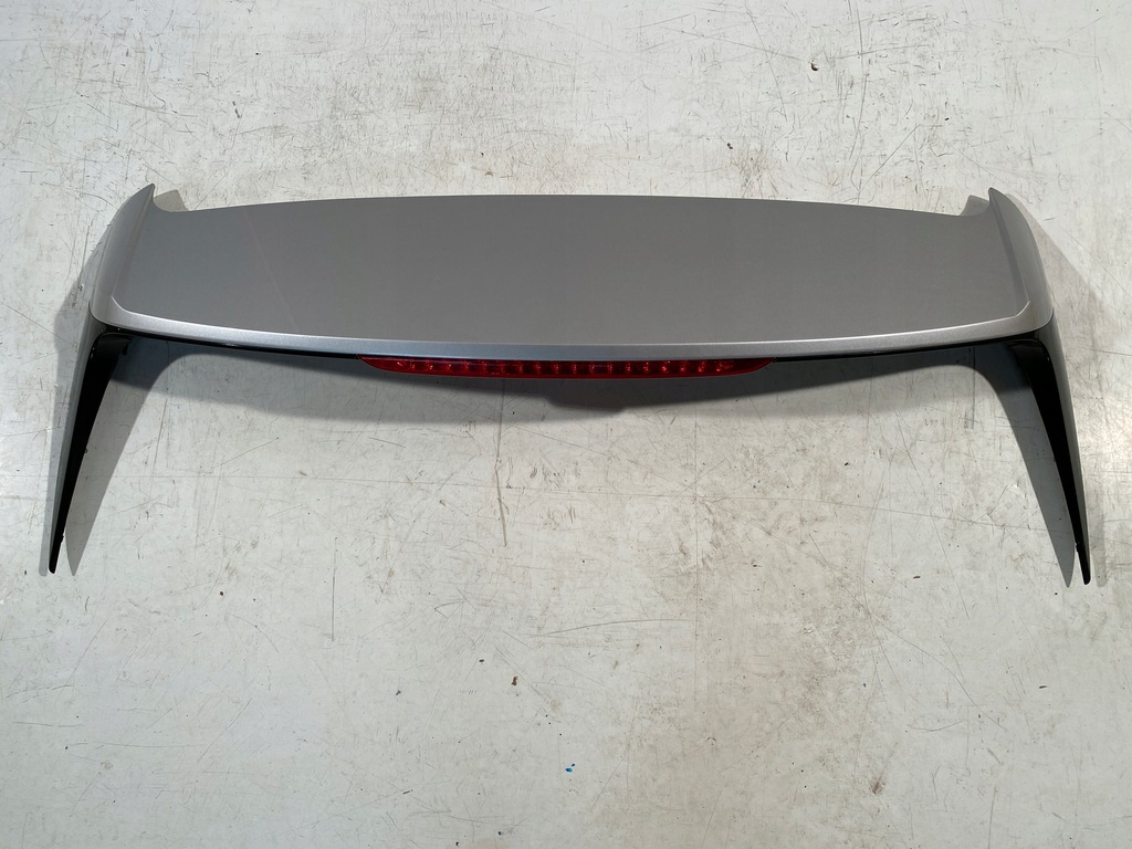 фото №1, Hyundai i30 iii kombi 17- спойлер кришки спойлер