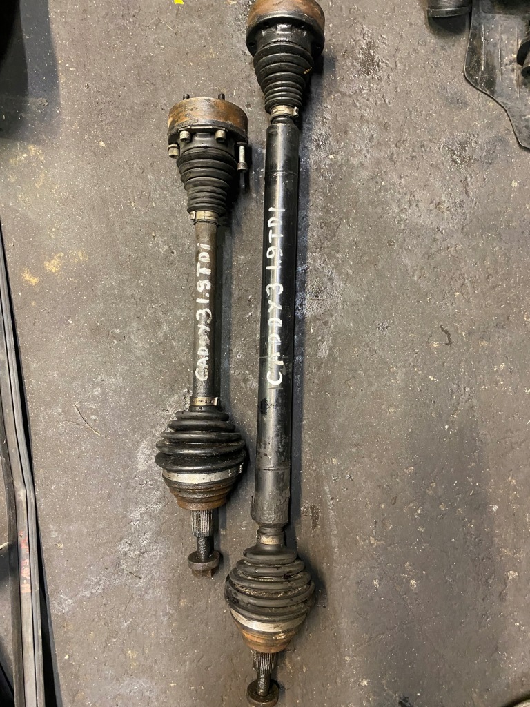 фото №1, Volkswagen caddy 3 iii 1.9tdi привідний вал права