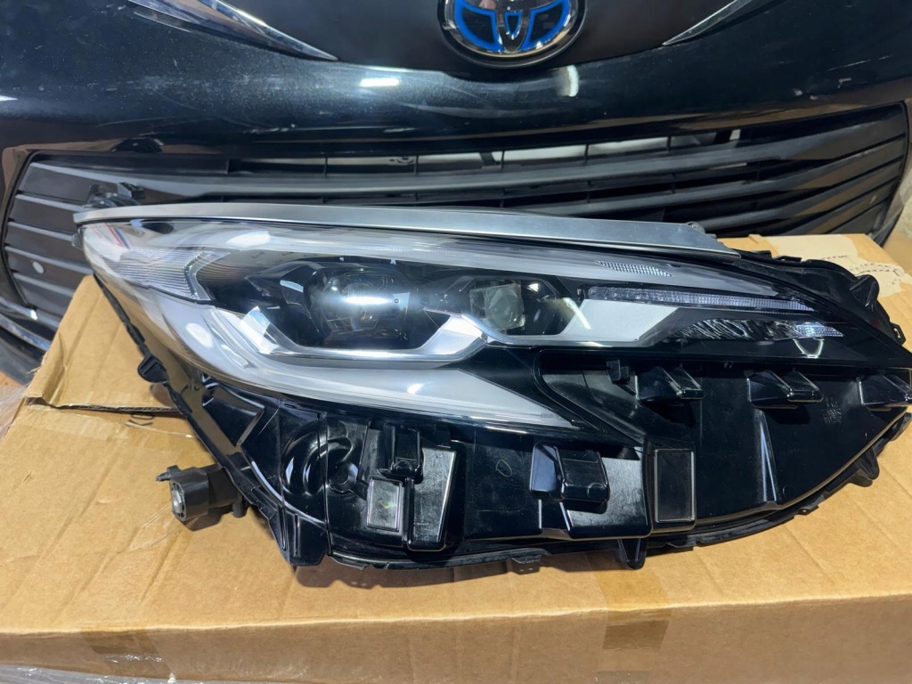 Купить Бампер комплектный  радиатор ремень передний усилитель toyota sienna 2021 xl40