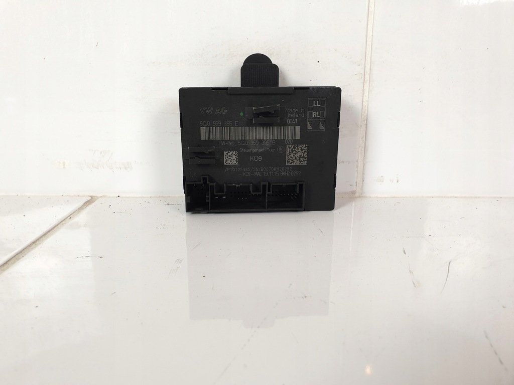 фото №1, Audi a3 s3 8v блок керування модуль двері sedan