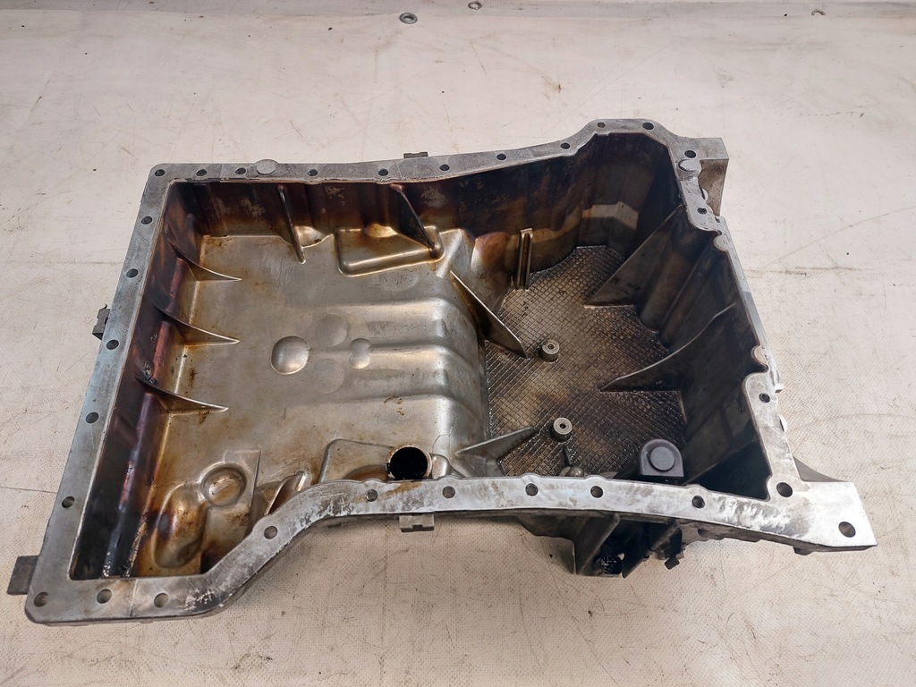 фото №9, Mercedes w203 w204 1.8 піддон масляна a2710140902