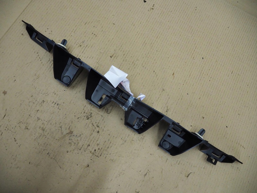 фото №1, Напрямна бампера задня renault zoe 850321348r