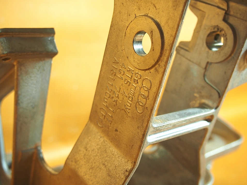 фото №9, Audi a6 4g lift 32km каркас педалей датчик 4g1723117 / 4f0945459b